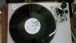 Singing Melody -Rain from the sky reggae