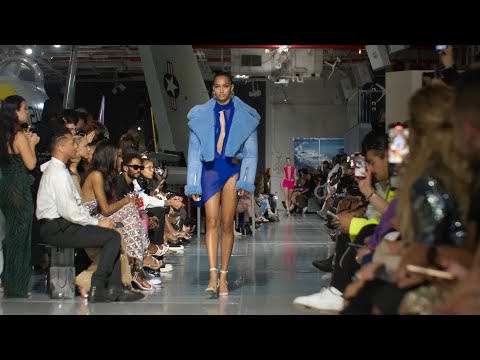 LAQUAN SMITH SPRING  SUMMER 2023 Fashion Show