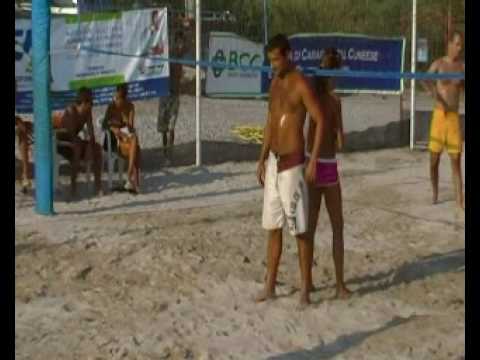 Notte del volley 2 I RAGAZ DELLA 5 D vs PEPE NERO (2° parte)