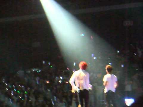 12.08.11 Beast in Macau Beautiful　①