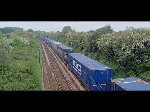 88005 + 68009 on 4Z48 Mossend to Daventry containers passing Cramlington
