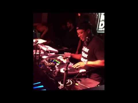 DJ Jazzy Jeff | Rock The Bells & Peter Piper Routine LIVE
