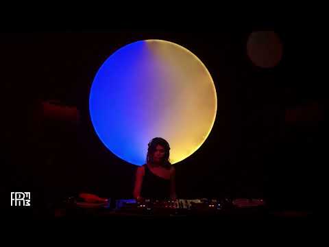 Lola Palmer @ Radio Radio [Fundraiser for Ukraine]