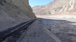 preview picture of video 'Shyok River, Ladakh, India'