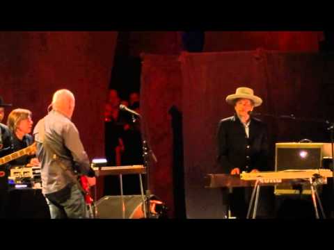 Bob Dylan feat. Mark Knopfler - Forever Young [Live In Hammersmith] 21/11/2011