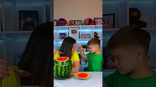 Download lagu She hid chupa chups in a watermelon or Funny No with watermelon for Dad!😂😱🍉🤣😃 mp3 Download lagu She hid chupa chups in a watermelon or Funny No with watermelon for Dad!😂😱🍉🤣😃 mp3