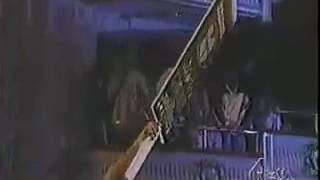 Wu Tang Clan - Visionz/Older Gods (Live at the Apollo Theatre 1997)