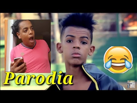 La Pajarita La Paul Pa Que Me De Con El Bate PARODIA-Complicado HD