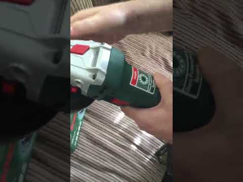 The Bosch PWS 7 115 is comfortable and well balanced when holding, A good bit of kit