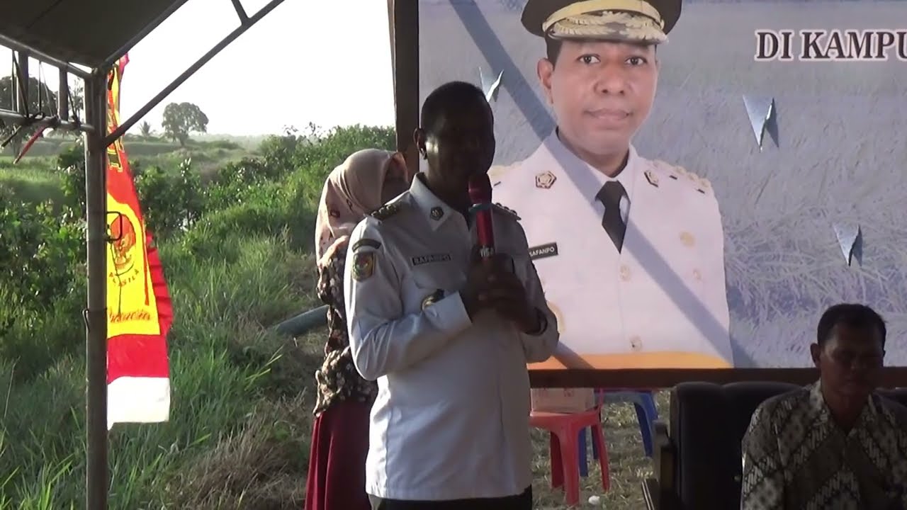 Pj Gubernur Papua Selatan dan Petani Milenial Gelar Tanam Padi Perdana di Kampung Padang Raharja