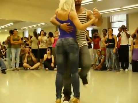 La Kizomba, c&rsquo;est une danse sensuelle (surtout avec Sara López)