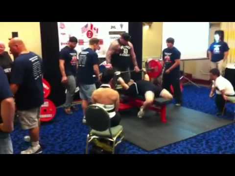 Gary Knurek benches 473lbs new world record at 198lbs
