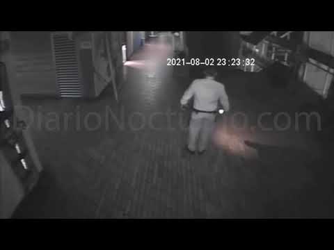 Fantasma ataca a vigilante de la alcaldía de Armenia - video completo y ampliado en cámara lenta