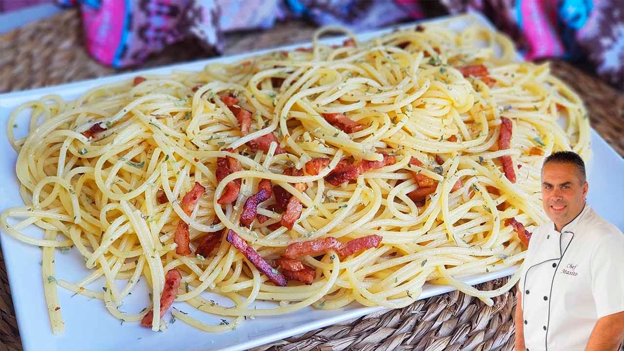 Espaguetis al ajillo con bacon, en SOLO 10 MINUTOS. receta increíblemente RICA, RAPIDA Y FACIL