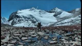 preview picture of video 'Nepál - trek pres 3 vysoka sedla. Nepal - trek over three high pass .mpg'