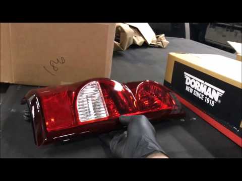 1999-2007 GMC Sierra/Chevy Silverado Tail Light Replacement/Installation Video