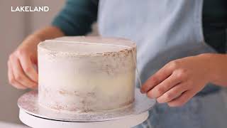 How To Fondant Ice a Cake