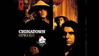 Chinatown - Sin Dios (2005) Opio