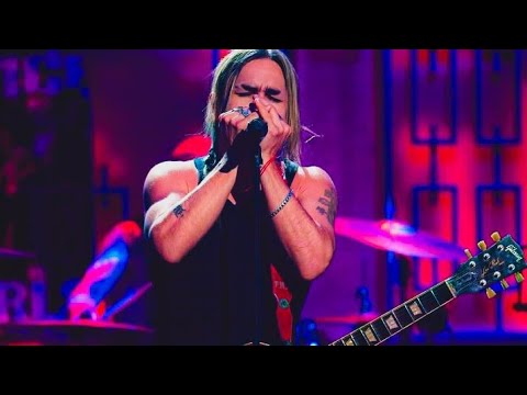 AIRBAG - POR MIL NOCHES (VIVO TV ESPAÑA)