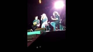 Parte de "madrid-ipanema" . Amaia Montero . Onda ,18-abril-'15.