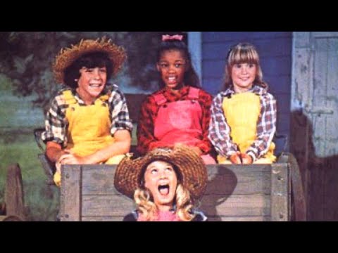 Mouseketeers Todd, Kelly, Mindy, Shawnte "Give a Hoot" (S1 Ep39) NMMC (1977)