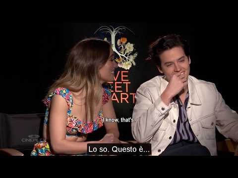 Cole Sprouse e Haley Lu Richardson si commuovono || SUB-ITA