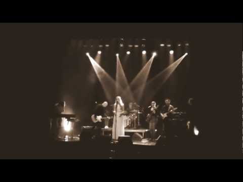 Ida Stein live - Off On A Comet