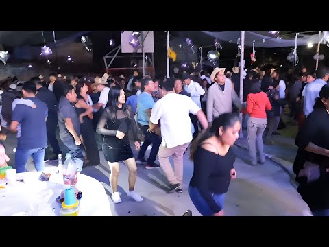 TENGO UNA MORENA - OMAR Y SU GRUPO "ACTIVO" DE OAXACA