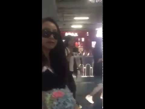 F(x) Victoria saved fan girl 2015