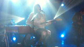 Mystery Jets - Half In Love With Elizabeth (live)