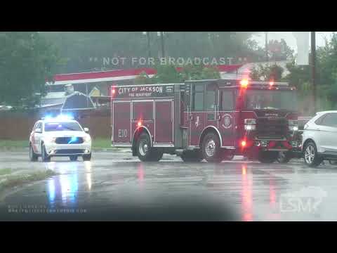 08-23-2022 Jackson, Mississippi - Wet I20 and US80 Corridor with Accident - Heavy Rains Fall
