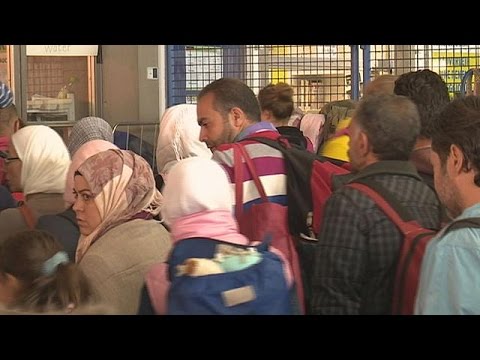 DEUTSCHE TAGESZEITUNG: BAMF erwartet bis zu 300.000 Flüchtlinge in diesem Jahr
