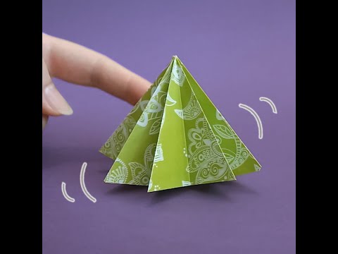 Оригами новогодняя Ёлочка ? Крутящаяся игрушка из бумаги #shorts ? Origami Christmas Tree Toy