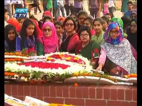 বীর শহীদদের প্রতি শ্রদ্ধা জানাতে লাখো মানুষের ঢল