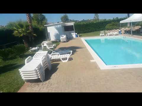 Agriturismo POMODORO Torre San Patrizio  ✌✌👌🙏