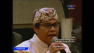 Download lagu TEMBANG SUNDA CIANJURAN: CEURIK RAHWANA & RAHWANA GANDRUNG mp3