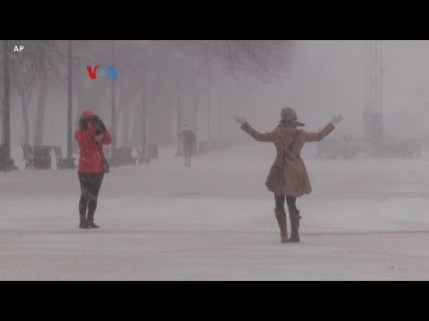 VOA PERGANTIAN MUSIM MEMBAWA RISIKO DEPRESI MUSIMAN (SAD)