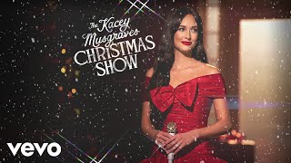 Kacey Musgraves Rockin' Around The Christmas Tree