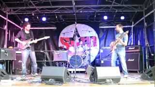 Autoryno HD Live lors du SUM Festival "This is not" 2012