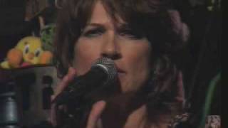 It Don't Hurt by Lisa O'Kane