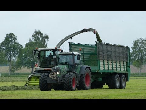 1. Schnitt | Gras Häckseln 2016 | Claas Jaguar 960 | Fendt 820 | Fendt 724 | in Action