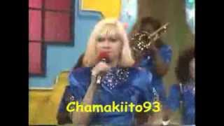 Sin Compromiso Lyrics English Translation