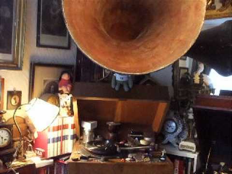 "Why couldn't it be poor little Me ?" Played by Ray Limmer's band with Isham Jones Bruns 2788