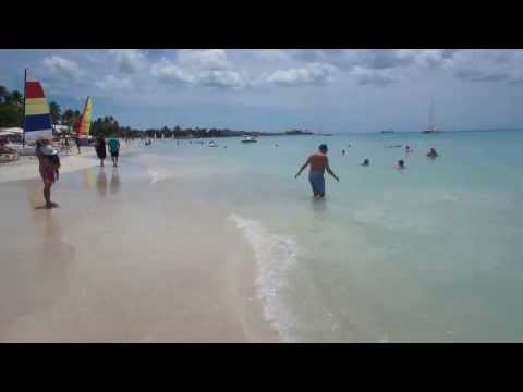 Dickenson Bay, Antigua