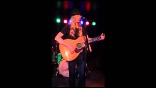 Sawyer Fredericks performs What I&#39;ve Done in Abq by @Diana1126