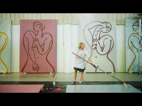 Artist Grace Weaver: "I'm drawing in painting."