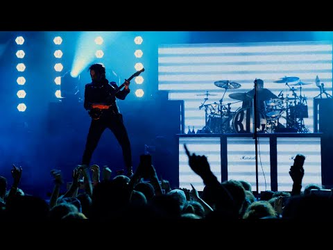 BOYS LIKE GIRLS - FIVE MINUTES TO MIDNIGHT (LIVE FROM THE MGM MUSIC HALL AT FENWAY PARK / 2023)