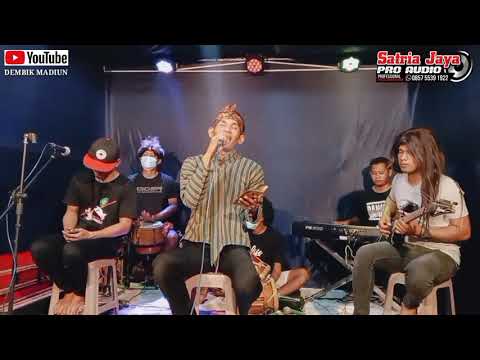 KASMARAN ⁉️ VOC.TEDJO DEMBIK  || CINDELARAS || SATRIA JAYA PRO