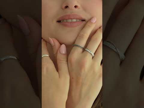 Video Stylový stříbrný prsten AGG640