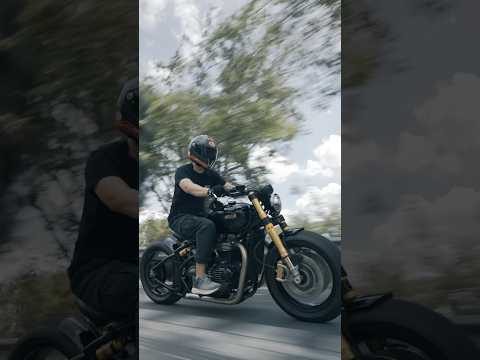 Custom Triumph Bobber 1200 by Bella Garage Thailand, Bangkok #triumph #custommotorcycle #bangkok